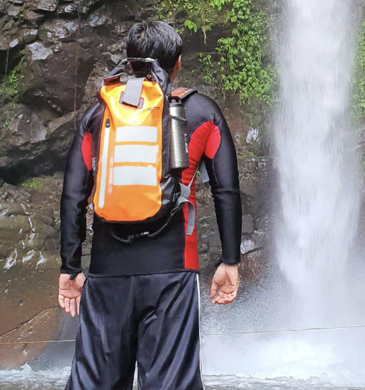 OverBoard 30 Litre Pro Sports Backpack Waterproof Bag Water Sports Outdoors OB1147 - Orange