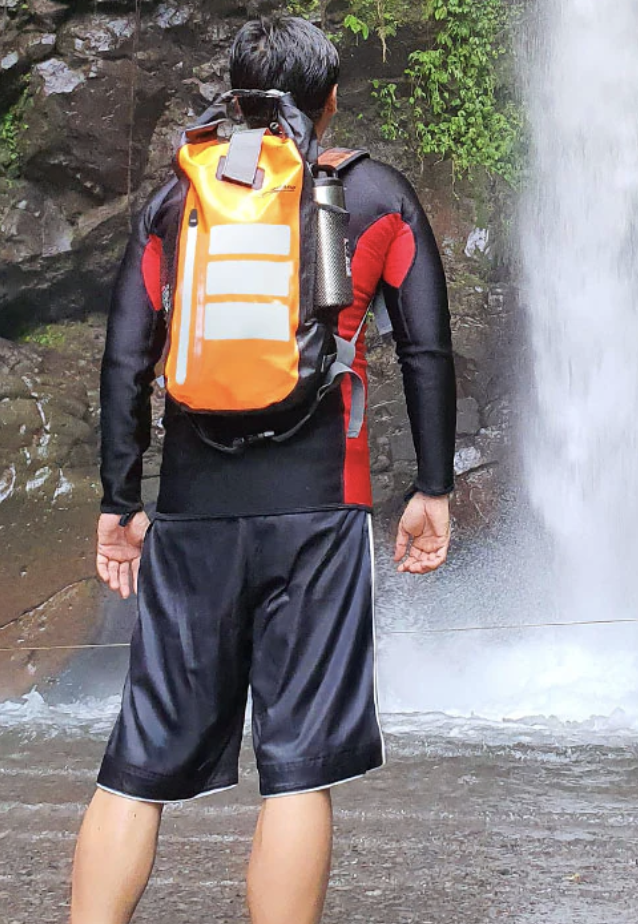 OverBoard 20 Litre Pro Vis Sports Backpack Waterproof Bag Water Sports OB1157 - Orange